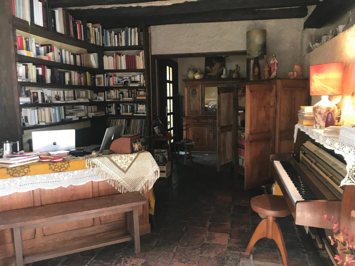 Au Pain Des Anges Hotel Saint-Gervais en-Belin Bagian luar foto